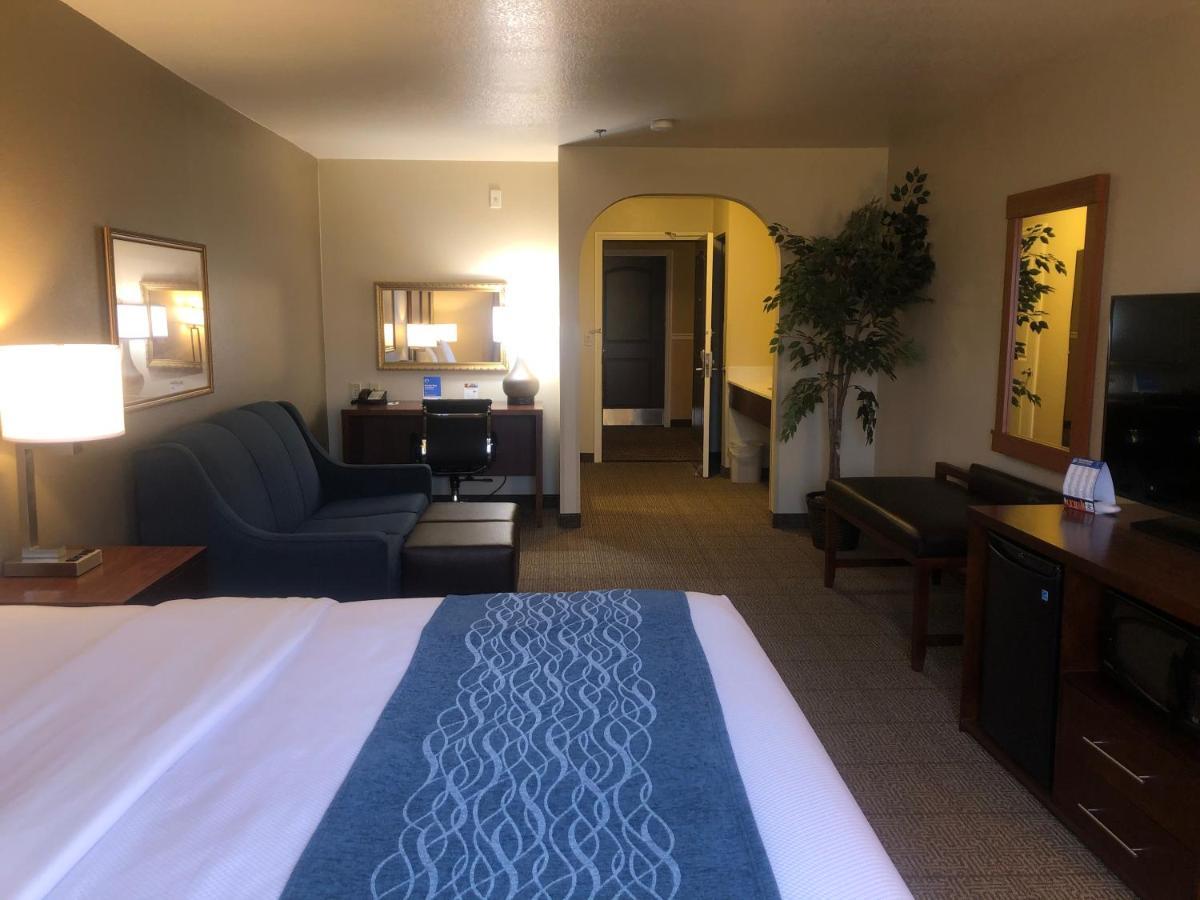 Comfort Inn & Suites Ukiah Mendocino County מראה חיצוני תמונה