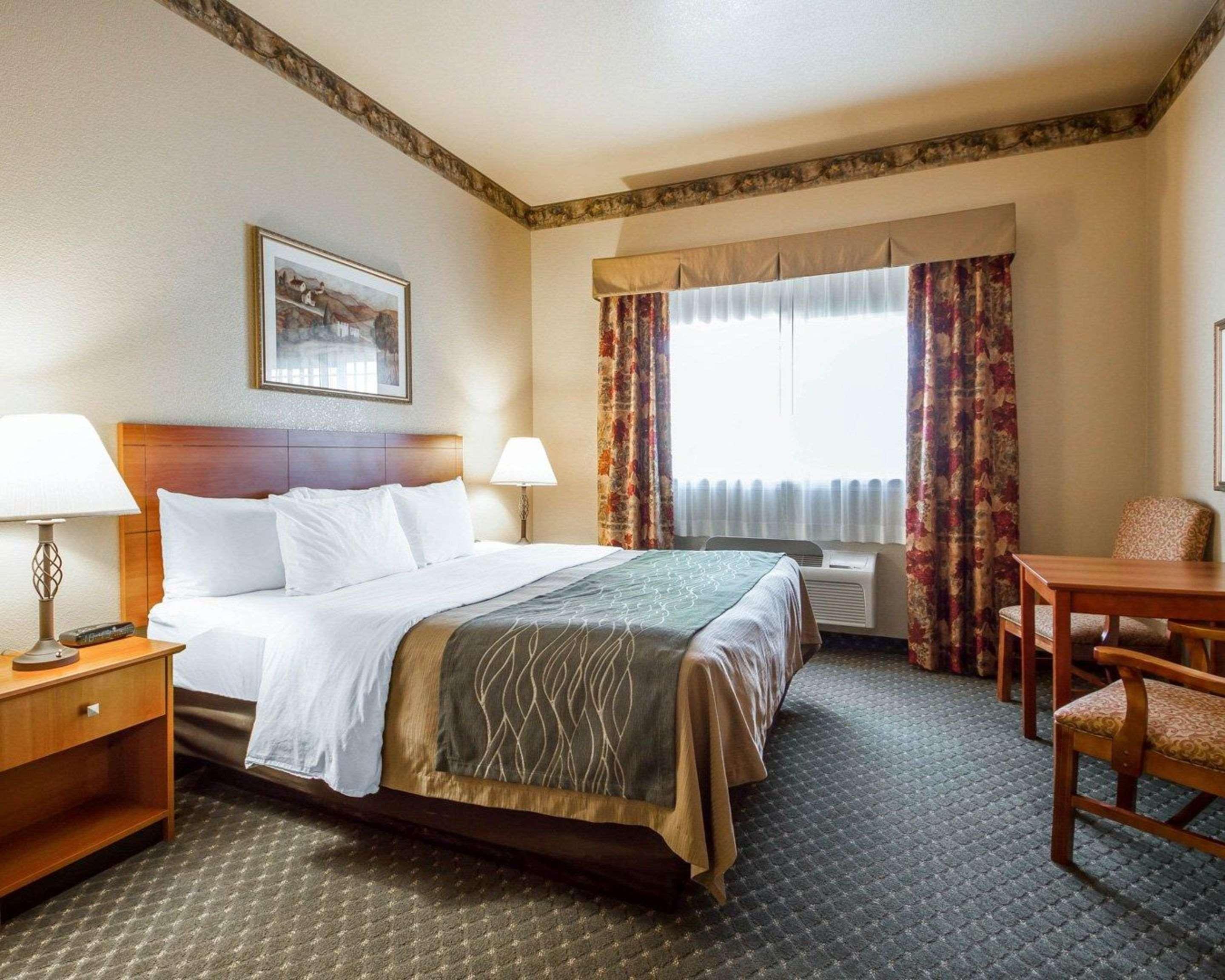 Comfort Inn & Suites Ukiah Mendocino County מראה חיצוני תמונה