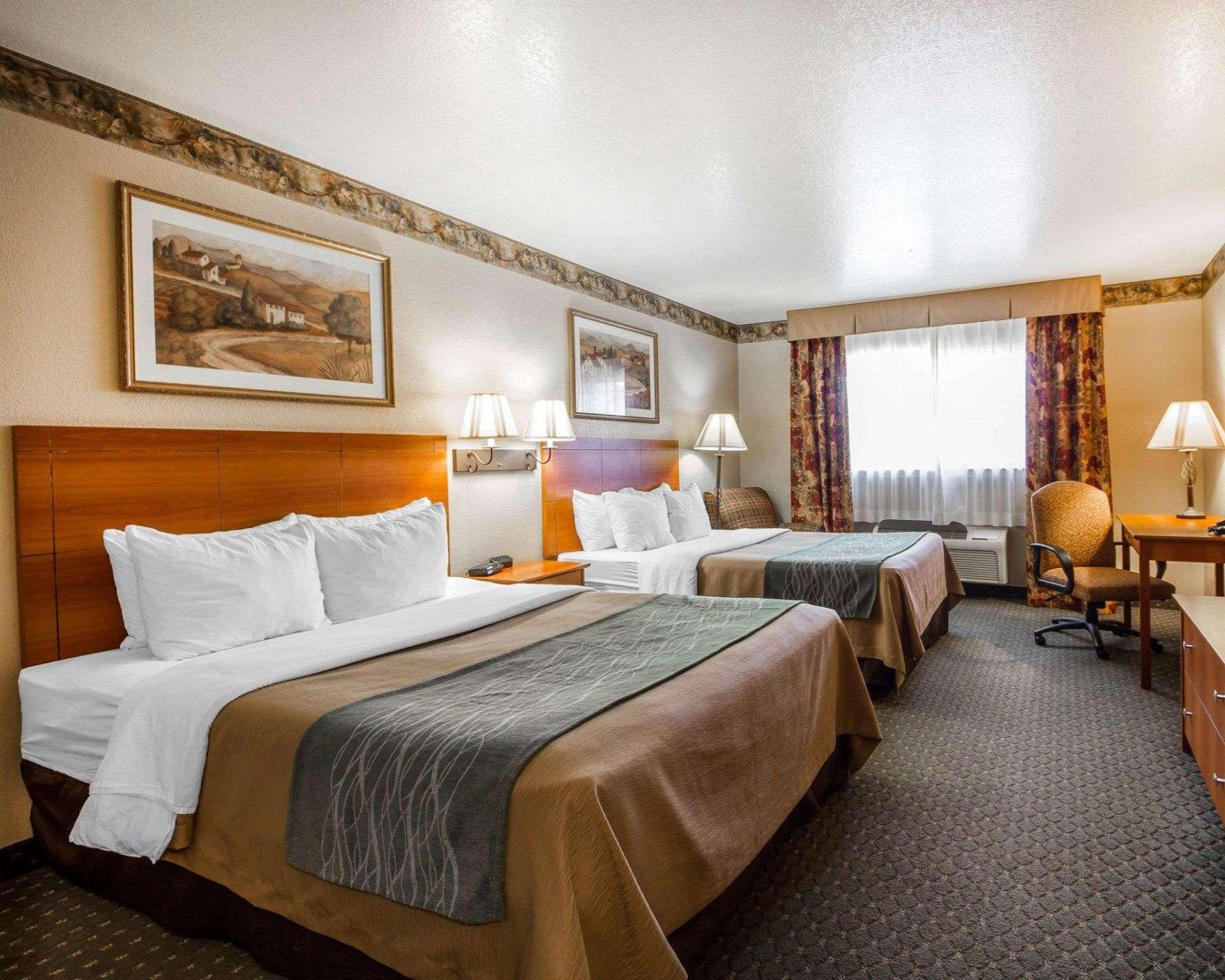 Comfort Inn & Suites Ukiah Mendocino County מראה חיצוני תמונה
