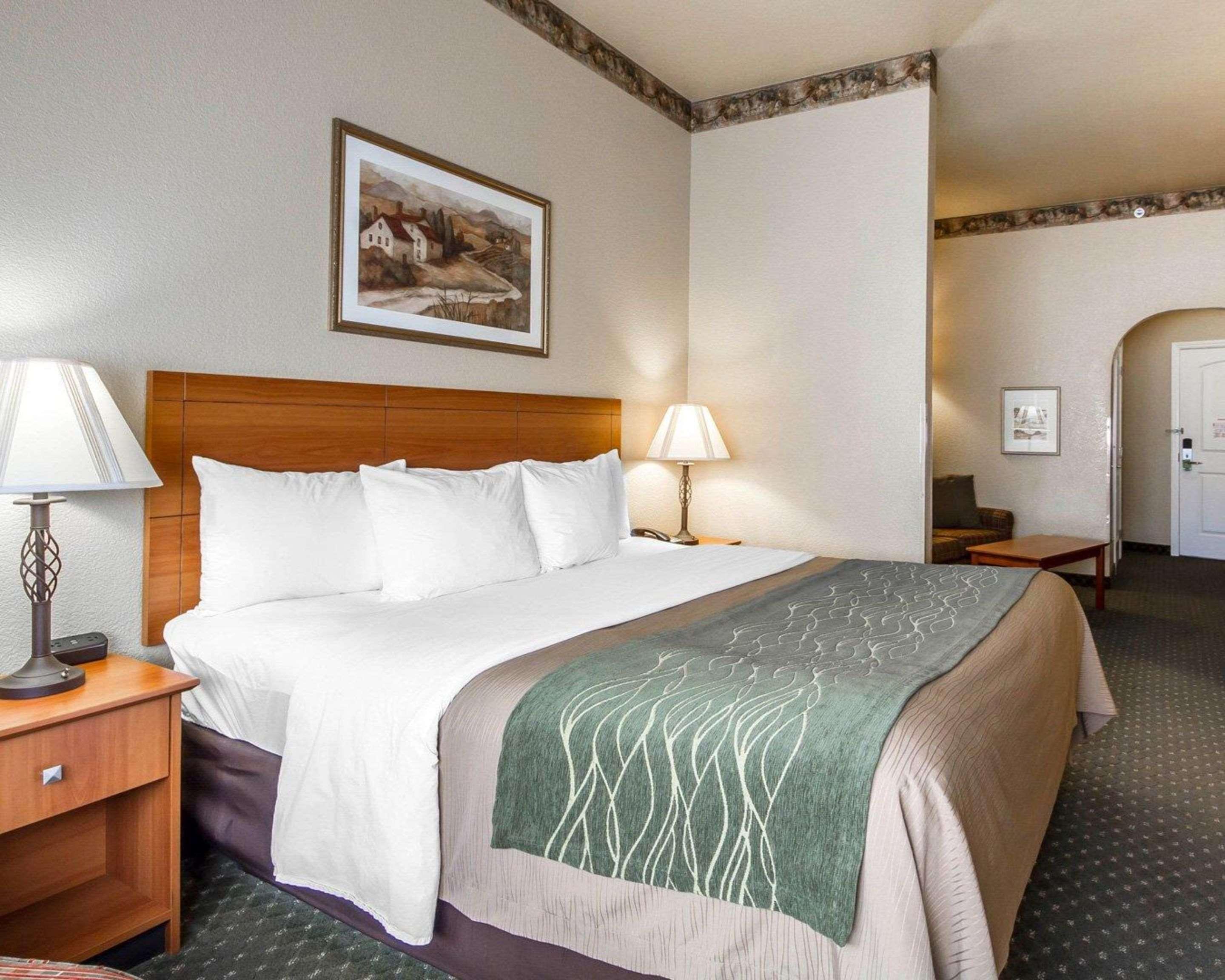 Comfort Inn & Suites Ukiah Mendocino County מראה חיצוני תמונה